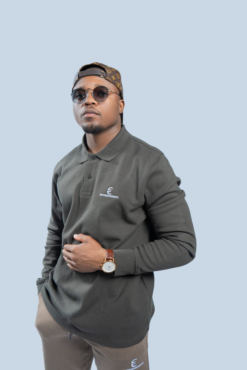 Entrepreneur Long Sleeve Golf T‑shirt – Moisture‑Wicking - Image 2